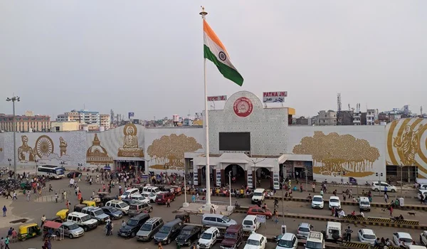 Patna Junction Railway Station 2026: Code, Platforms, Trains, Timings, Facilities & Nearby Hotels